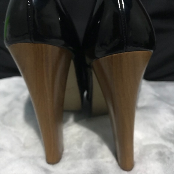 Black open toed heels - Picture 5 of 6
